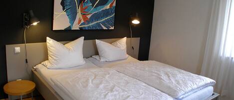 1 bedroom, in-room safe, WiFi, bed sheets