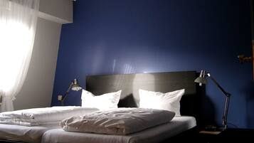 1 bedroom, in-room safe, WiFi, bed sheets