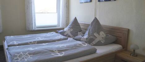 1 habitación, wifi y ropa de cama