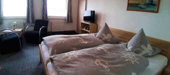 Room 4 - Pension Restaurant Zur Brücke