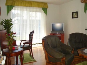 Unclassified image, 2 of 8, button - Friesenhus - Ferienwohnung (Kühlungsborn)