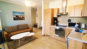 Luokittelematon kuva, 4 kautta 14, painike