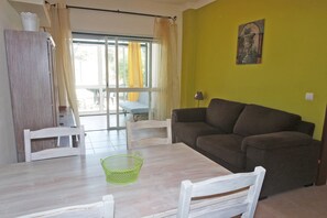 Apartment, 1 Bedroom | Living room - A39 - Vista Mar Apartment in Praia da Rocha (Portimão)