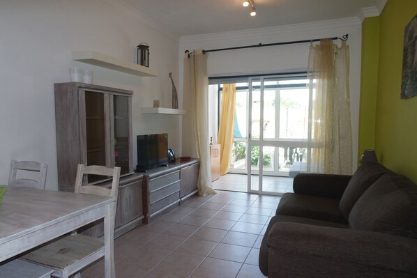 Apartment, 1 Bedroom | Living room - A39 - Vista Mar Apartment in Praia da Rocha (Portimão)