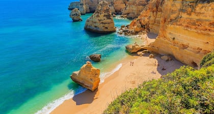 A40 - Castle Arch Apartment