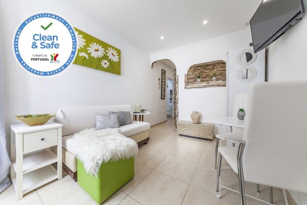 Apartment (1 Bedroom) | Front of property