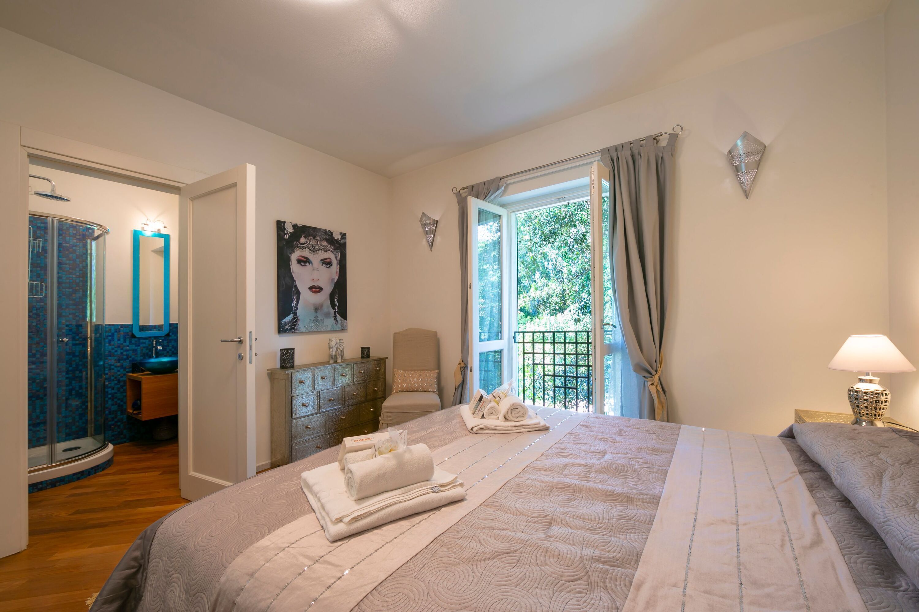 Vila Keluarga, beberapa kamar, menghadap laut (Villa Victor 100m from sea) | 5 kamar tidur, setrika/meja setrika, Wi-Fi gratis, dan seprai linen