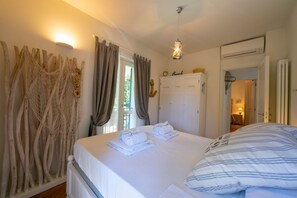 5 Schlafzimmer, Bügeleisen/Bügelbrett, kostenloses WLAN, Bettwäsche