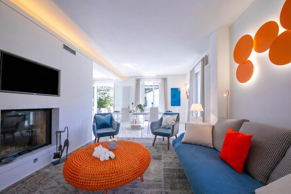 Living area - Villa Victor 100m from sea (Massa)