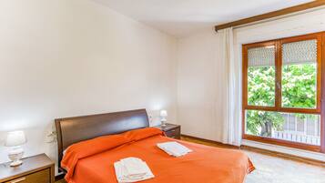 Apartemen Keluarga, beberapa kamar (Casa Arno 500m from beach) | 1 kamar tidur, Wi-Fi gratis, dan seprai linen