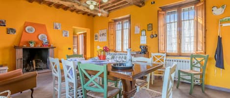 Family House, Multiple Bedrooms, Mountainside (Casale Geniva with private pool) | Dining