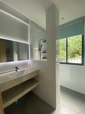 Junior Suite Mountain View | Bathroom - Raing Phnom Bungalow (Kampot)