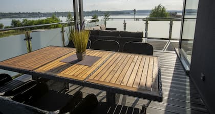 Traumhaus 6 Personen,150m²,Sauna,Wanne,Kamine,Terrassen,Garten,Grill,Sky TV