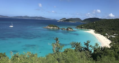 CRUZEN BLUE: BEAUTIFUL STUDIO AT GRANDE BAY RESORT IN Cruz Bay