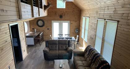 3 Story House on New River
