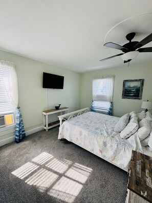3 bedrooms, iron/ironing board, WiFi