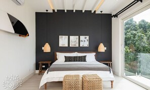 8 habitaciones, tabla de planchar con plancha, cuna de viaje y wifi 