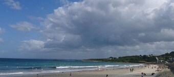 Charming little villa by the sea