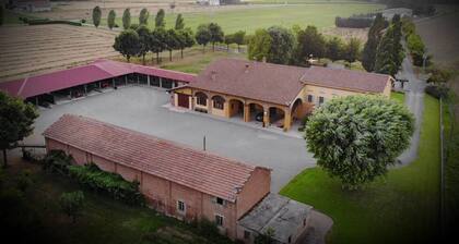 To combine culture and nature