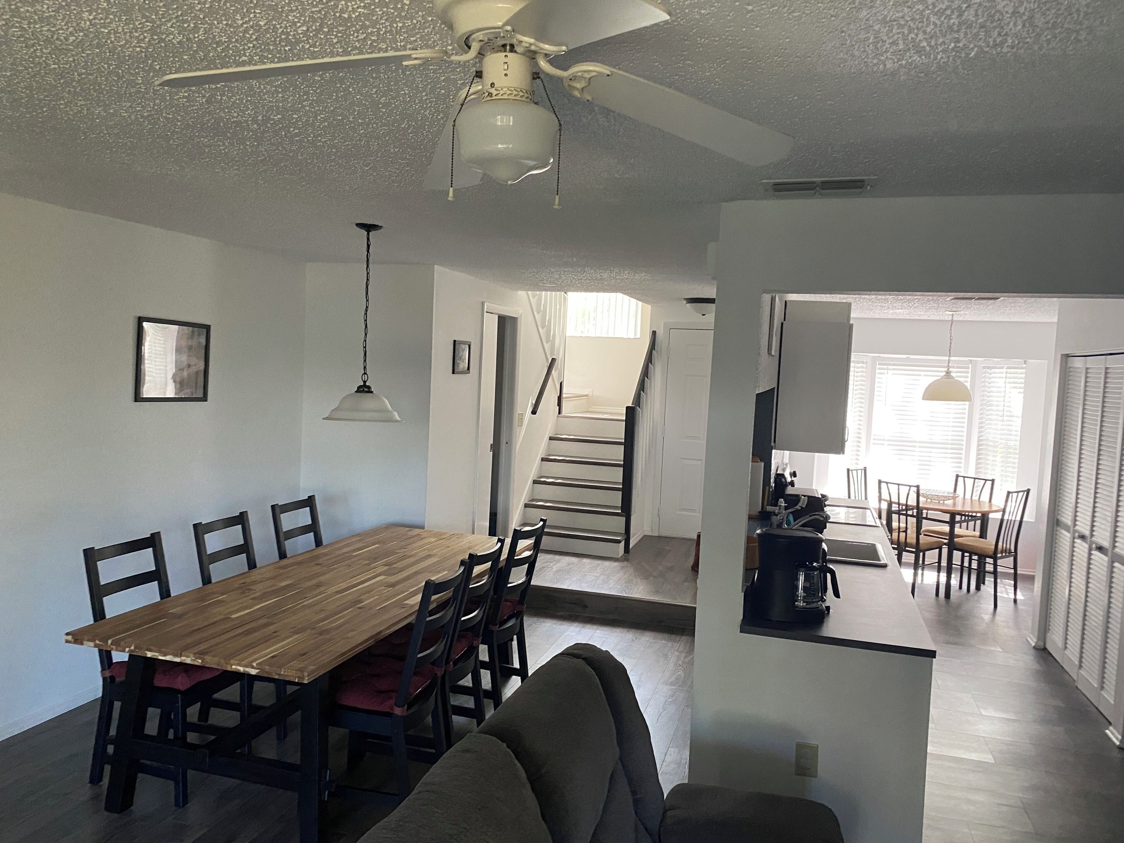 Charming 3BR Townhouse in Palm Harbor