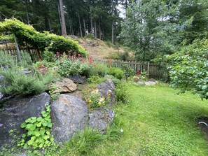 Property grounds - Mandala House - Rest, Relax, Recharge (Eastsound)
