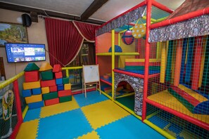 Children’s area - Yuzhny Dvorik (Churilkovo)
