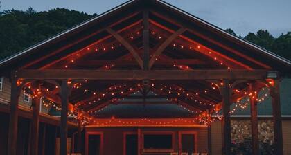 Charming Cottage at Willow Creek Falls & Vineyard in Blue Ridge, GA