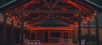 Charming Cottage at Willow Creek Falls & Vineyard in Blue Ridge, GA