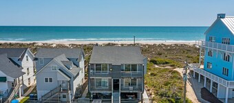 Whimsical Whale - Oceanfront Apartment