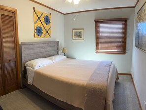 4 chambres, bureau, fer et planche à repasser, Wi-Fi gratuit