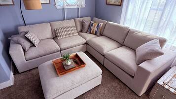 Smart TV, videogiochi, libri, biblioteca musicale