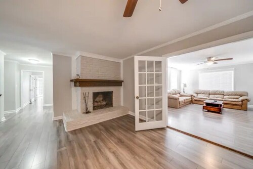 Spacious 8 Bed Home Near North Hills, DT, Airport