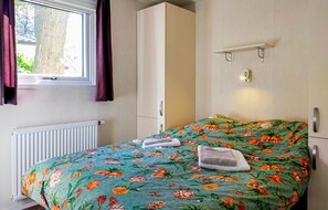 2 bedrooms, free WiFi, bed sheets