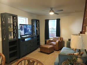 Smart TV, Netflix, streaming services