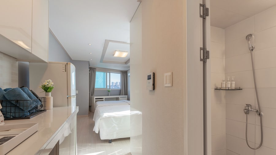 Staywell Hotel