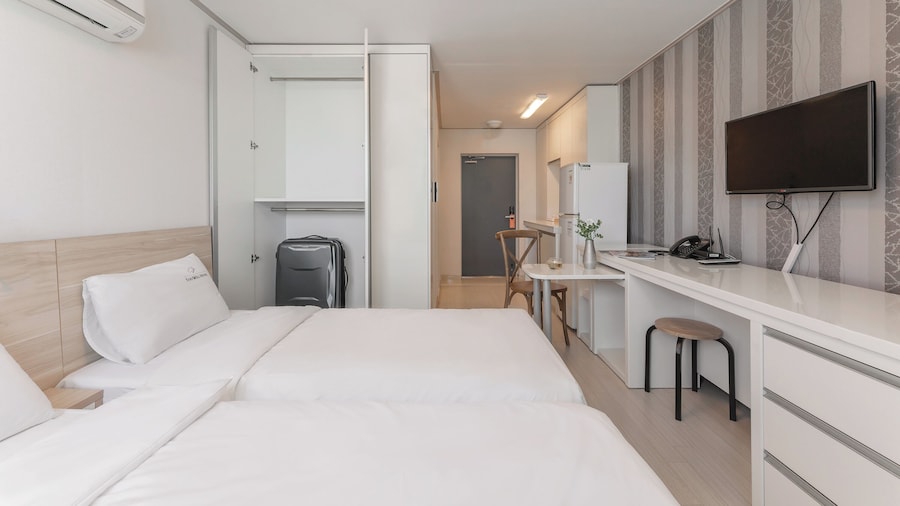 Staywell Hotel