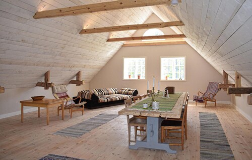 Lovely home in Lammhult with WiFi