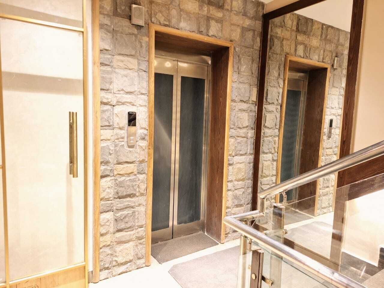 Elevator