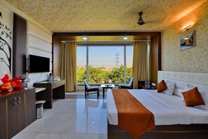 Executive kamer, 1 twee- of 2 eenpersoonsbedden | Een bureau, gratis wifi