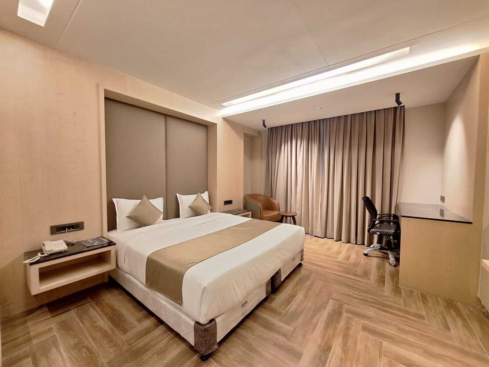 Executive kamer, 1 twee- of 2 eenpersoonsbedden | Een bureau, gratis wifi