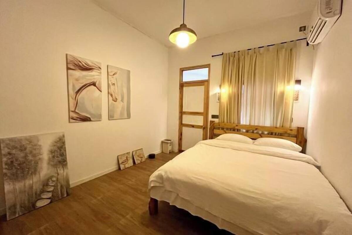 Soundproofing, iron/ironing board