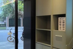 Ảnh chưa phân loại, 5 trong số 17 ảnh, nút