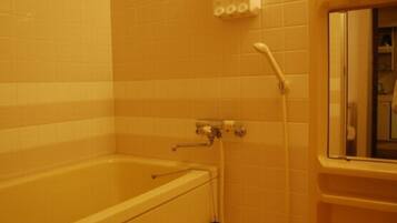 Free toiletries, hair dryer, electronic bidet, towels