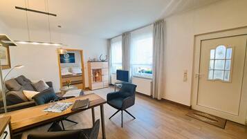 1 Schlafzimmer, Reisekinderbett, WLAN, Bettwäsche