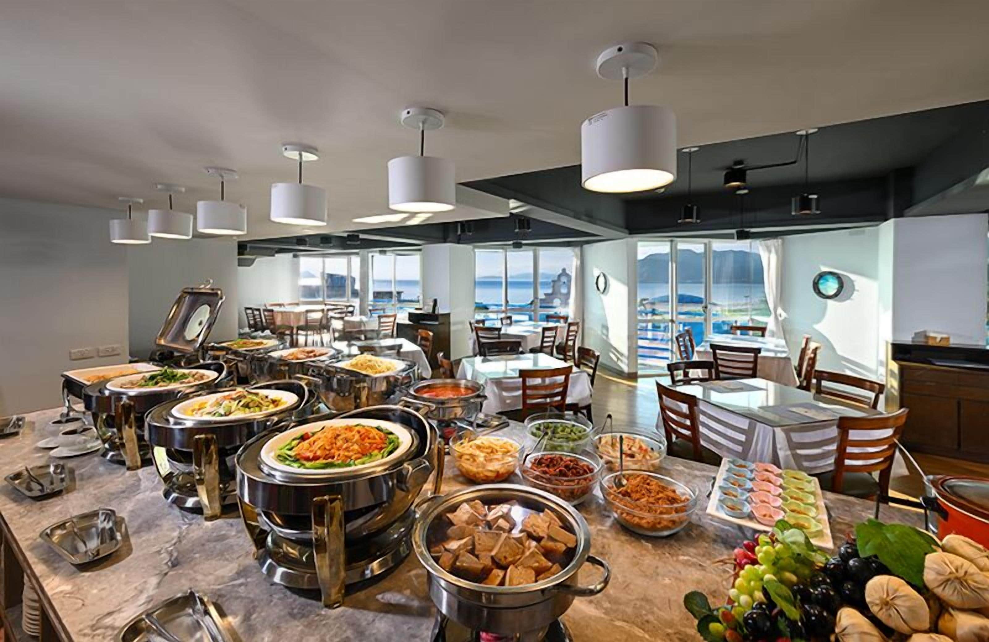 Desayuno buffet incluido todos los días