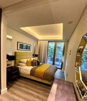 Décoration personnalisée, ameublement personnalisé, bureau