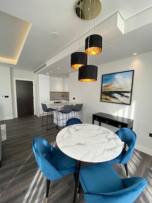 Dineren op de kamer