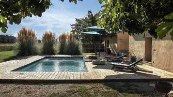 Piscine extérieure, piscine chauffée