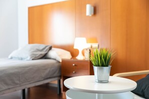 Yhden hengen huone | Työpöytä, ilmainen Wi-Fi