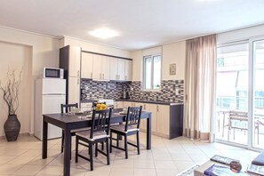Apartment, 3 Bedrooms | Living area | 20-inch flat-screen TV with cable channels, Smart TV - Magnificent 101m² homm Apartment, 4th (Athens)